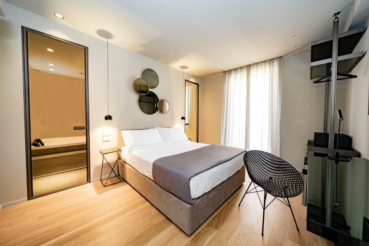 Elite Accommodations & Hydromassage Pool เรจโจ ดี คาลาเบีย ภายนอก รูปภาพ